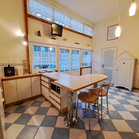 Ferienhaus Petite Maison De